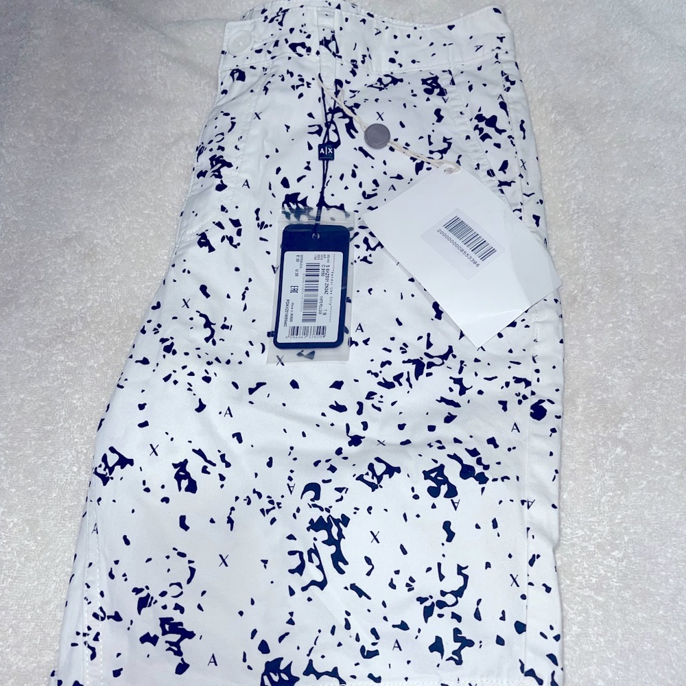 Never wear, brand new,only have it in one size!!!